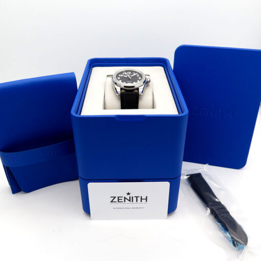 Alternative view of Zenith 03.4000.3620 Pilot Automatic 40mm