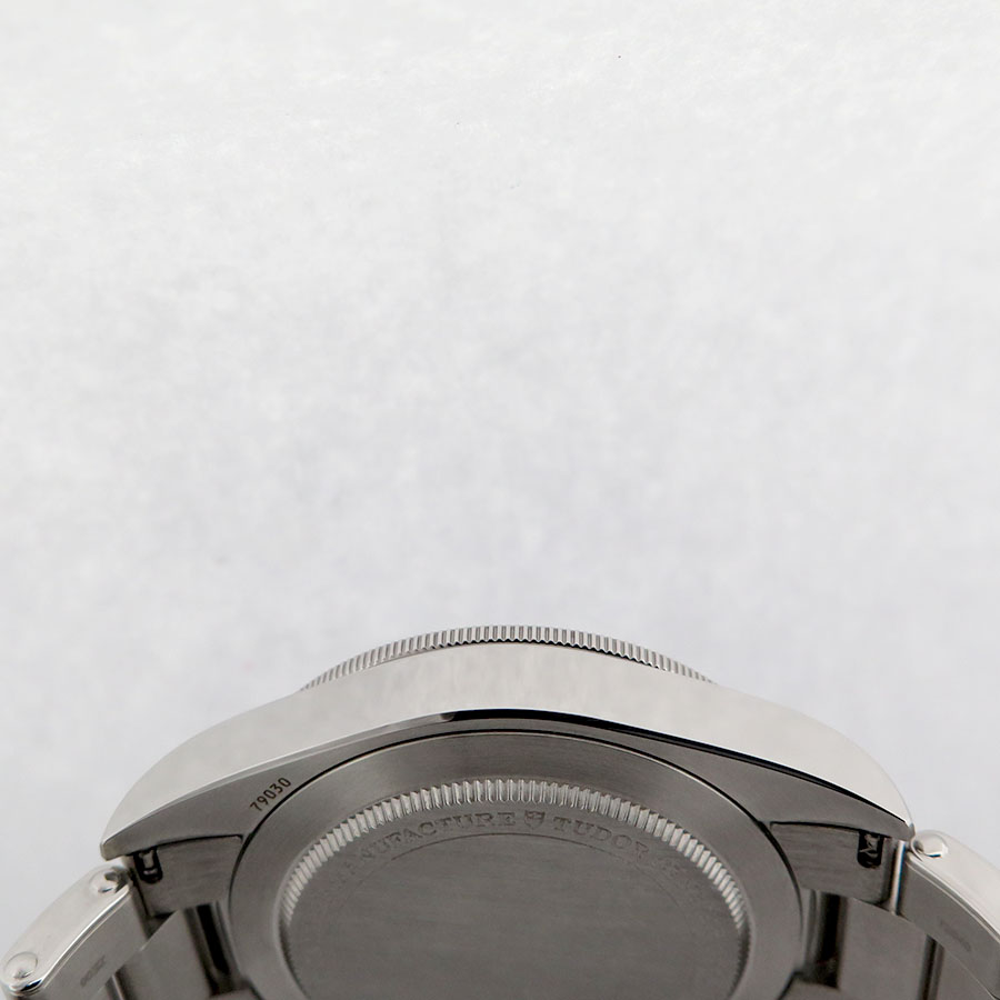 Tudor 79030B Black Bay Fifty-Eight on Bracelet (New Old Stock) - Image 5