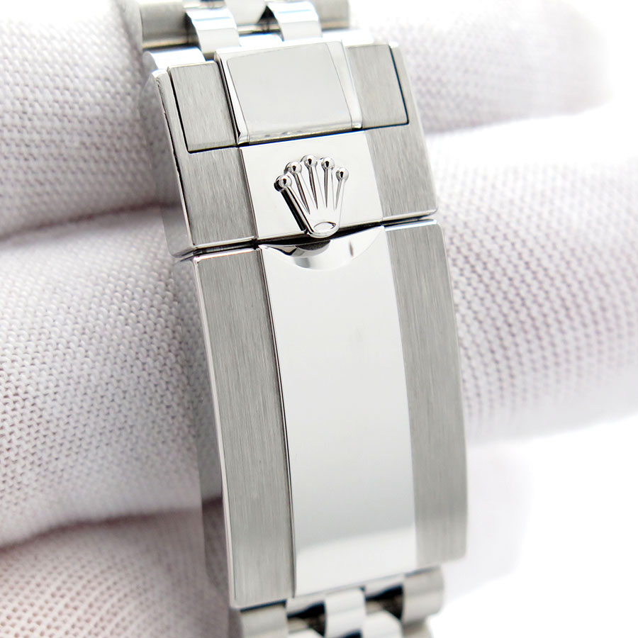 Rolex 126710GRNR GMT Master II on Jubilee - Image 7