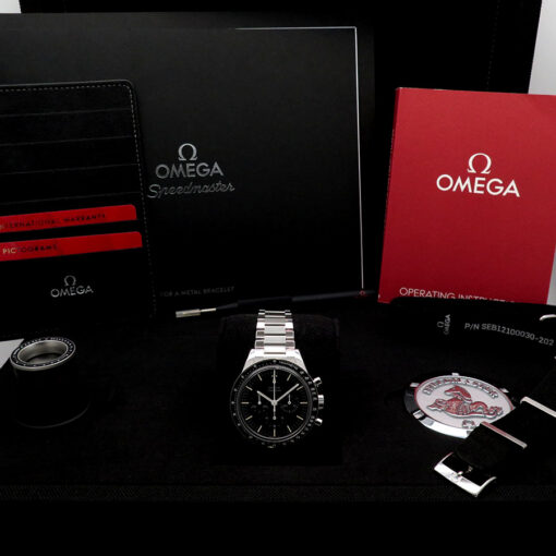Alternative view of Omega Speedmaster Professional Moonwatch Calibre 321 “Ed White” Edition