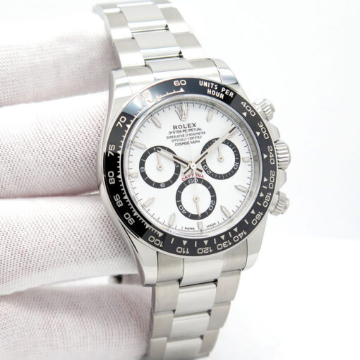 Rolex 126500LN Cosmograph Daytona with White Dial