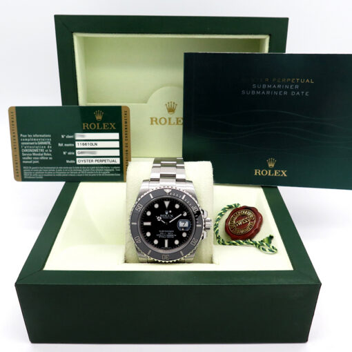 Alternative view of Rolex 116610LN Submariner