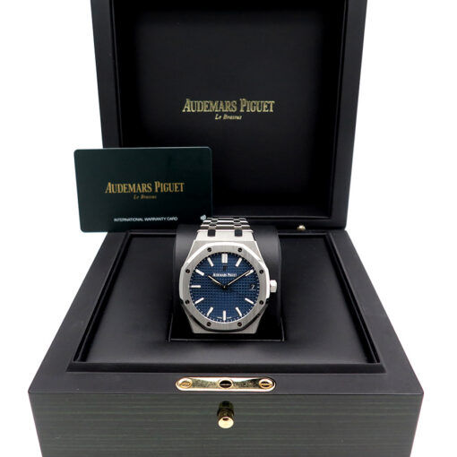 Alternative view of Audemars Piguet 15500ST Royal Oak with Blue Dial