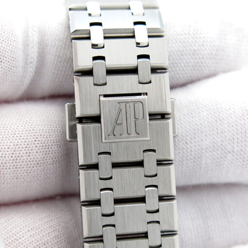 Audemars Piguet 15500ST Royal Oak with Blue Dial - Image 8