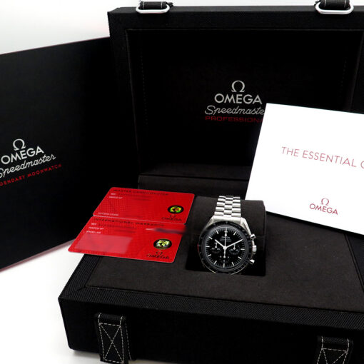 Alternative view of Omega Speedmaster Professional Moonwatch with 3861 Movement