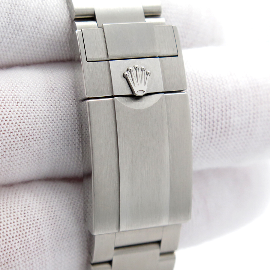 Rolex 226570 Explorer II with Black Dial - Image 7