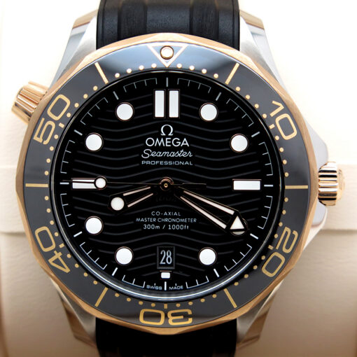 Omega Seamaster Diver 300m 18K/SS with Black Dial on Strap - Image 3