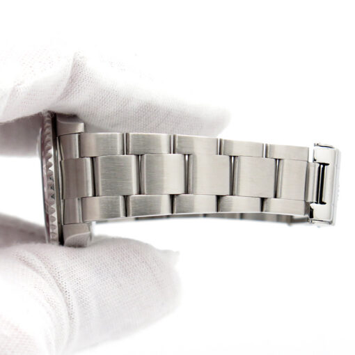 Rolex 16710 GMT Master II with Red/Black Bezel - Image 13
