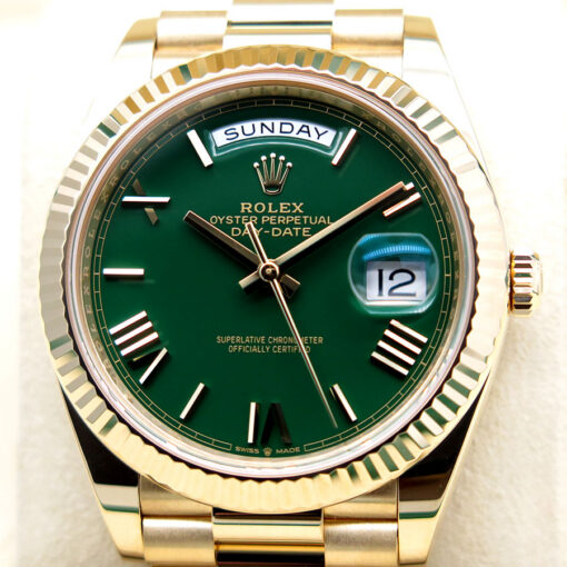 Rolex 228238 Day Date 40 18K Yellow Gold with Green Roman Dial - Image 4