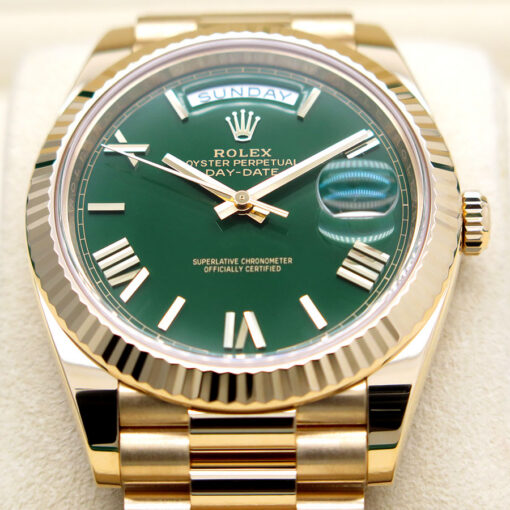 Rolex 228238 Day Date 40 18K Yellow Gold with Green Roman Dial - Image 3