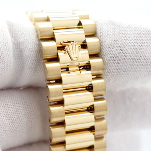 Rolex 228238 Day Date 40 18K Yellow Gold with Green Roman Dial - Image 8
