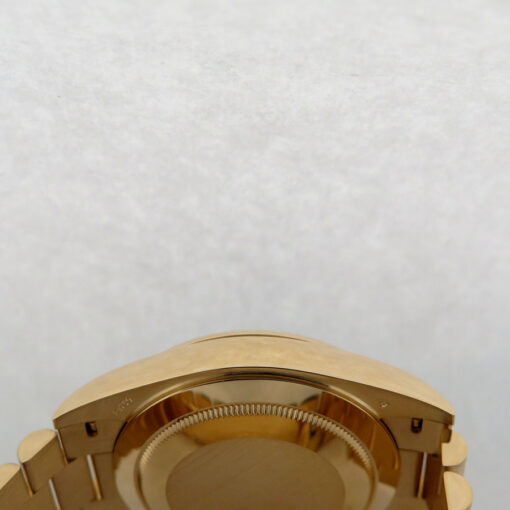 Rolex 228238 Day Date 40 18K Yellow Gold with Green Roman Dial - Image 6