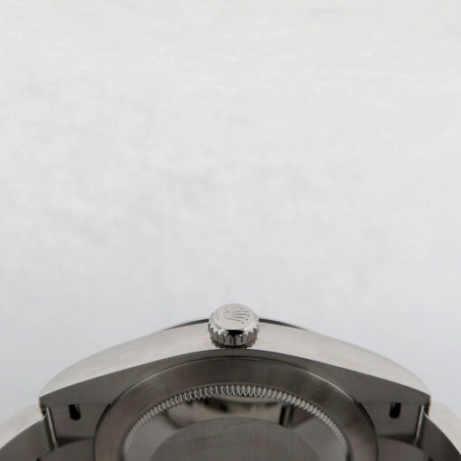Rolex 124300 Oyster Perpetual 41 with Green Dial - Image 4