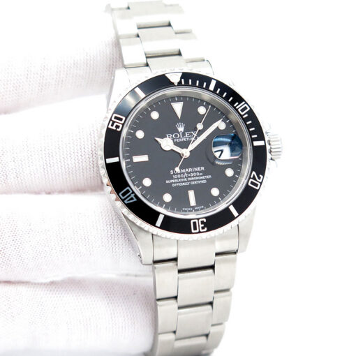 Rolex 16610LN Submariner