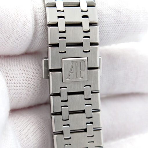 Audemars Piguet 15500ST Royal Oak with Silver Dial - Image 8