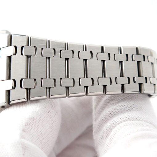 Audemars Piguet 15500ST Royal Oak with Silver Dial - Image 9