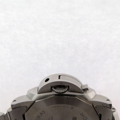Panerai PAM 1110 Luminor Chronograph on Bracelet - Image 6