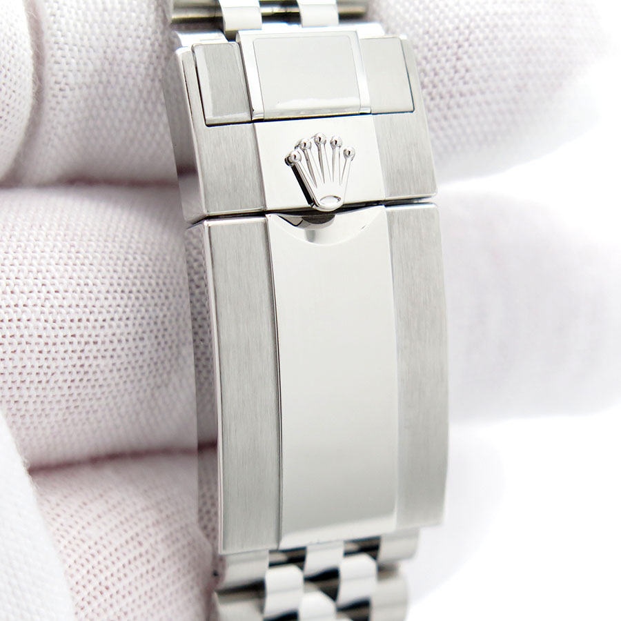 Rolex 126710GRNR GMT Master II on Jubilee - Image 7