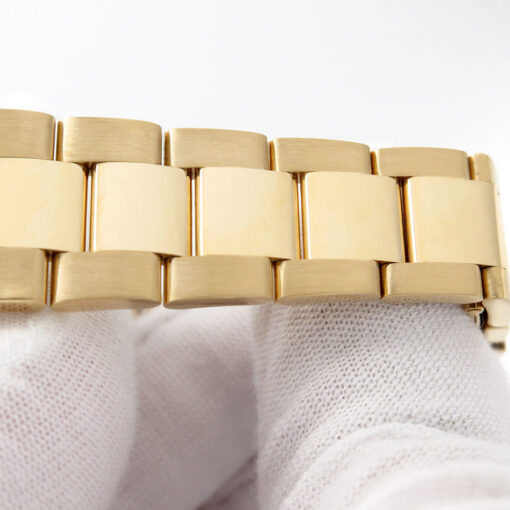 Rolex 16628 Yachtmaster 18K Yellow Gold with White Dial - Image 6