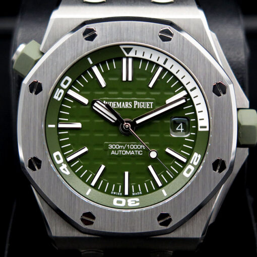 Audemars Piguet 15710ST Royal Oak Offshore Diver with Green Dial - Image 3