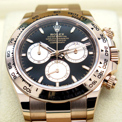 Rolex 126505 Cosmograph Daytona 18K Rose Gold with Black Dial - Image 4
