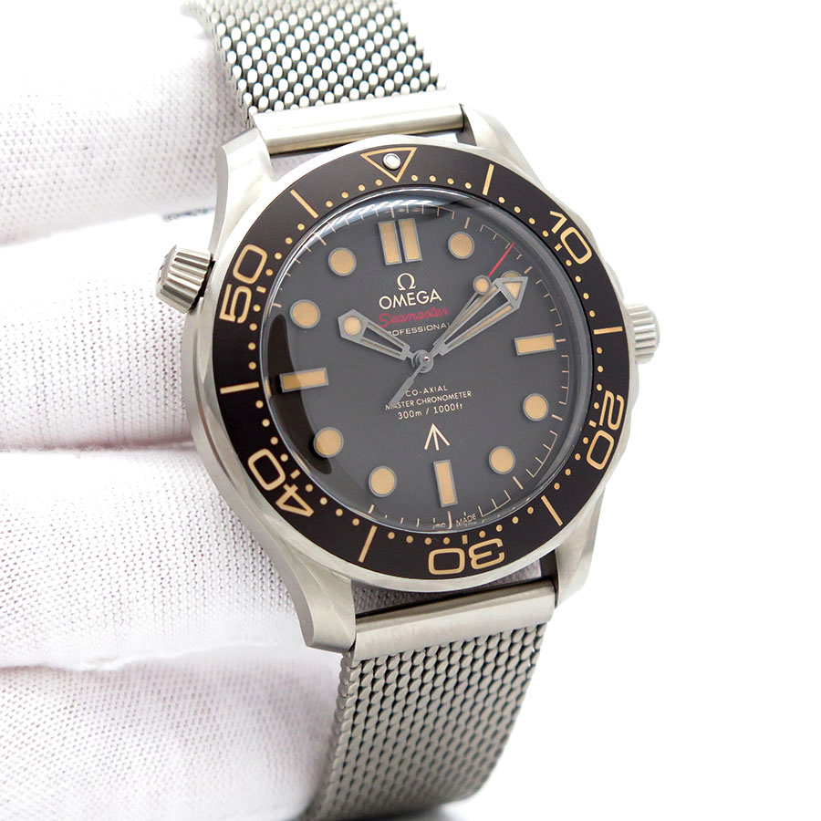 Omega Seamaster Diver ‘007 Edition Titanium