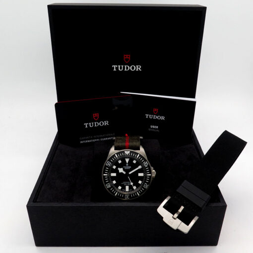 Alternative view of Tudor 25717N Pelagos FXD Black