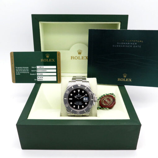 Alternative view of Rolex 116610LN Submariner