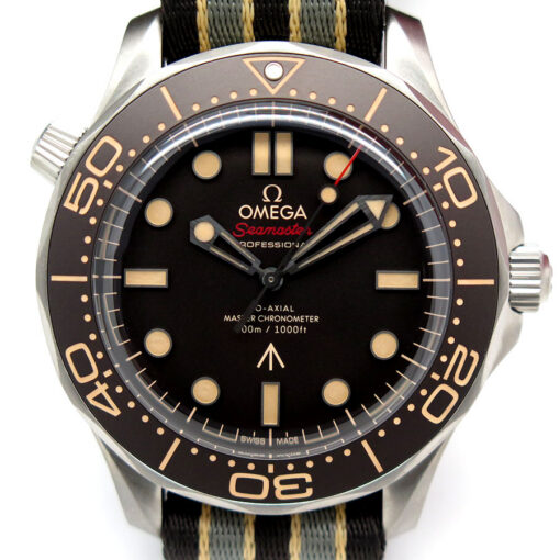 Omega Seamaster Diver 300m ‘007 Edition Titanium on NATO - Image 3