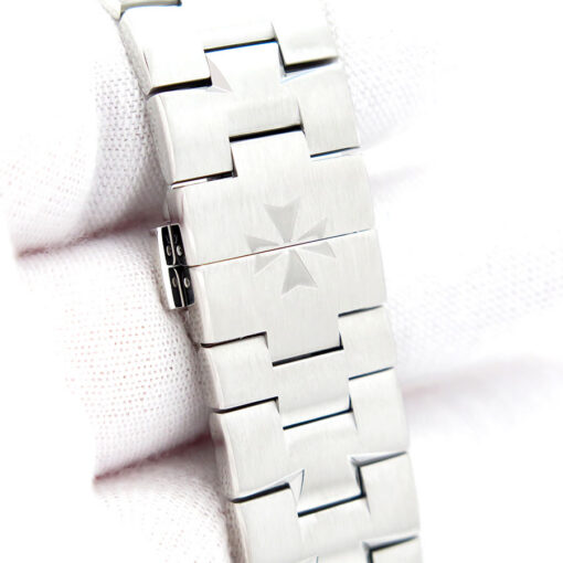 Vacheron Constantin 4520V Overseas with Blue Dial Automatic - Image 8
