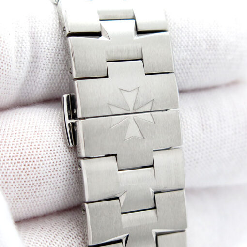 Vacheron Constantin CPO 4500V Overseas with Blue Dial Automatic - Image 8