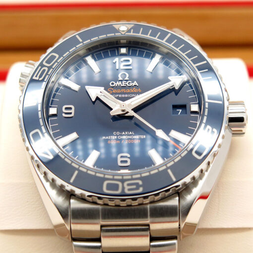 Omega Seamaster Planet Ocean 600m with Blue Dial 44mm - Image 3