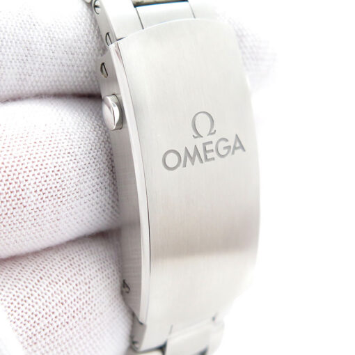 Omega Seamaster Planet Ocean 600m with Blue Dial 44mm - Image 8