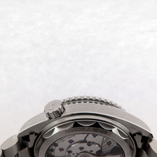 Omega Seamaster Planet Ocean 600m with Blue Dial 44mm - Image 6