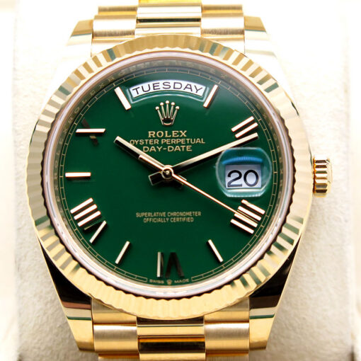 Rolex 228238 Day Date 40 18K Yellow Gold with Green Roman Dial - Image 3