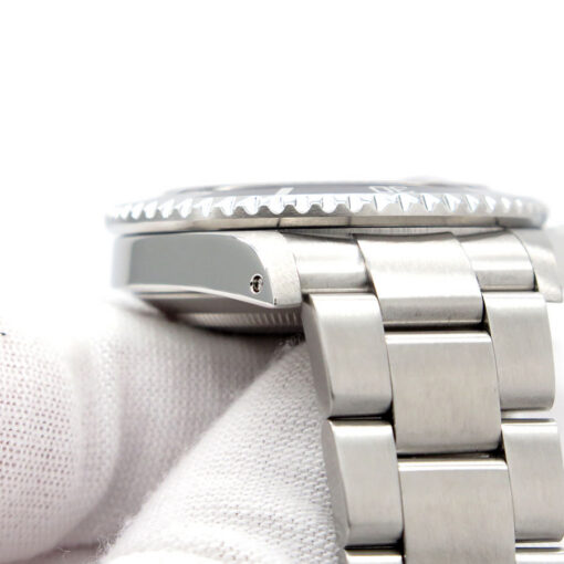 Rolex 16610LN Submariner - Image 9
