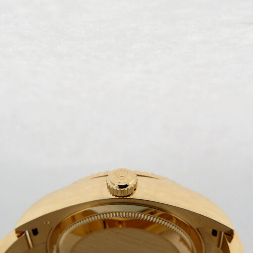 Rolex 326938 Skydweller 18K Yellow Gold with White Dial - Image 4