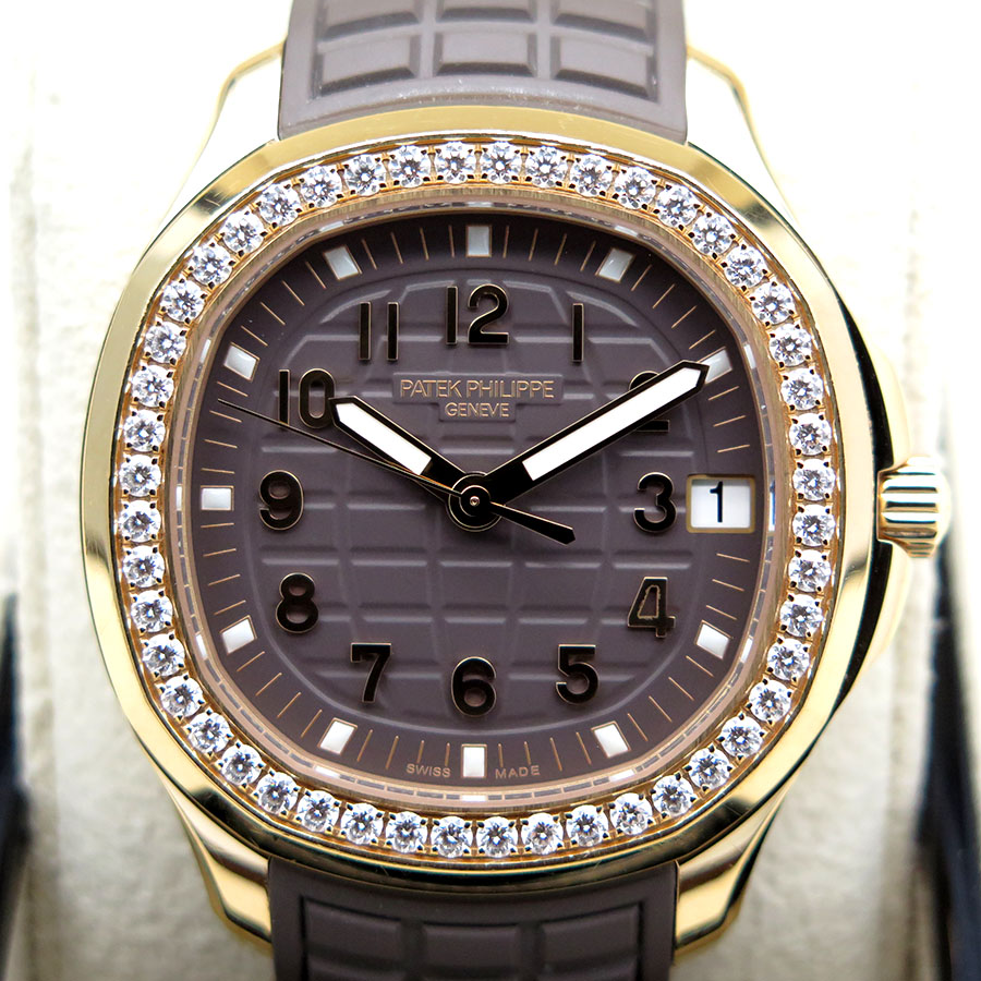 Patek Philippe 5268/200R Aquanaut Luce with Taupe Dial & Diamond Bezel - Image 3