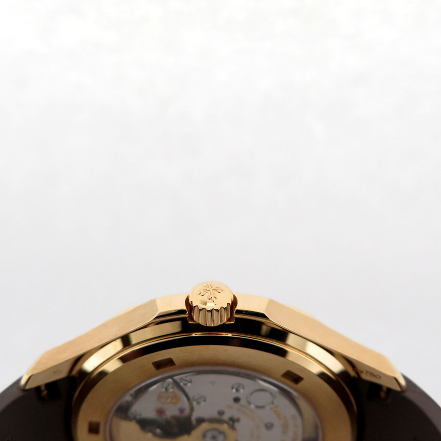 Patek Philippe 5268/200R Aquanaut Luce with Taupe Dial & Diamond Bezel - Image 6