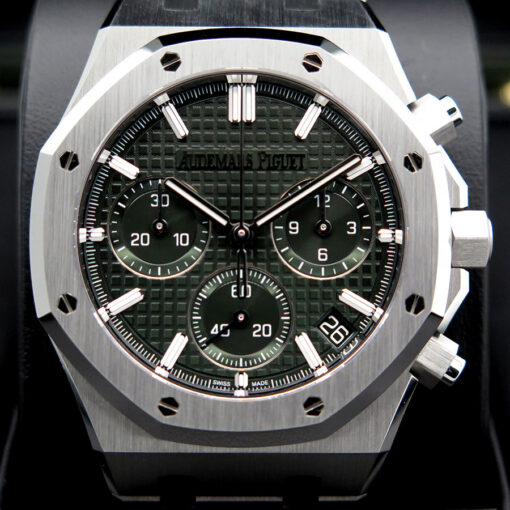 Audemars Piguet 26240ST Royal Oak Chronograph "50th Anniversary" with Green Dial - Image 3