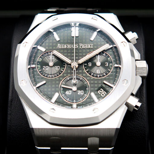 Audemars Piguet 26240ST Royal Oak Chronograph "50th Anniversary" with Green Dial - Image 4