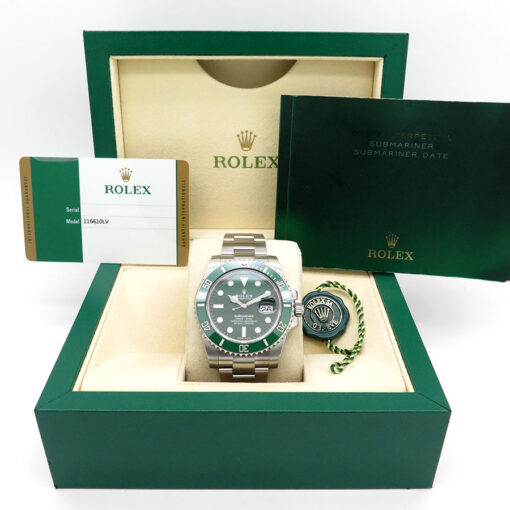 Alternative view of Rolex 116610LV Submariner