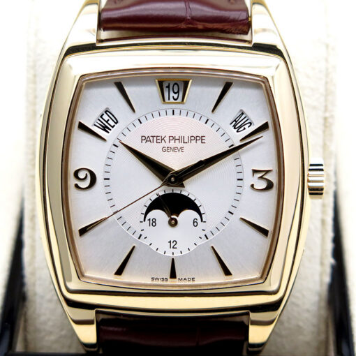 Patek Philippe 5135J Gondolo Calendario 18K Yellow Gold with Silver Dial - Image 4