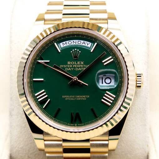 Rolex 228238 Day Date 40 18K Yellow Gold with Green Roman Dial - Image 3