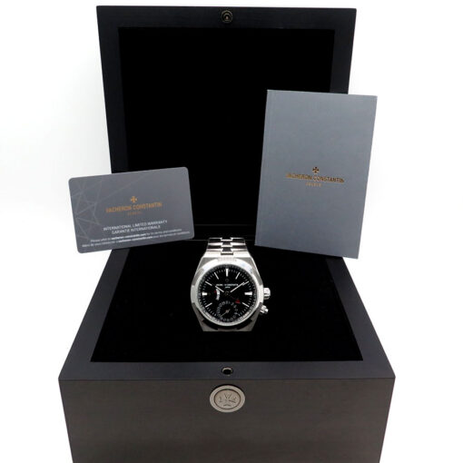 Alternative view of Vacheron Constantin 7920V Overseas Dual Time with Black Dial