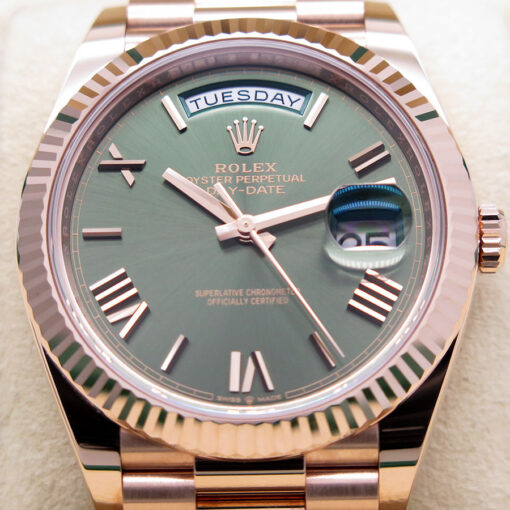 Rolex 228235 Day Date 40 18K Rose Gold with Olive Green Dial - Image 3