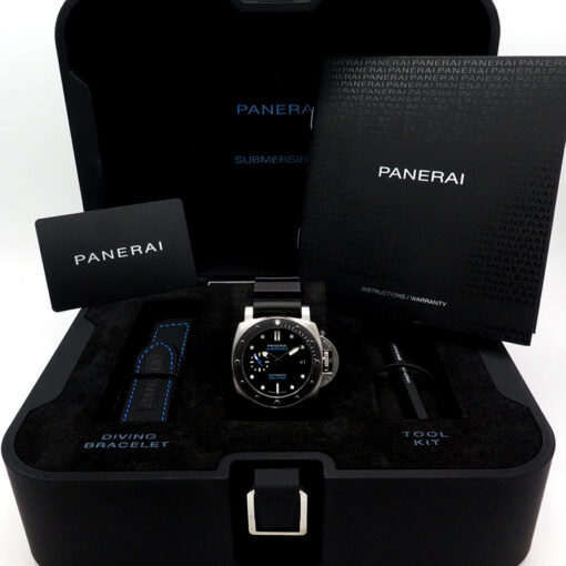 Alternative view of Panerai PAM 683 Luminor Submersible 42mm Automatic