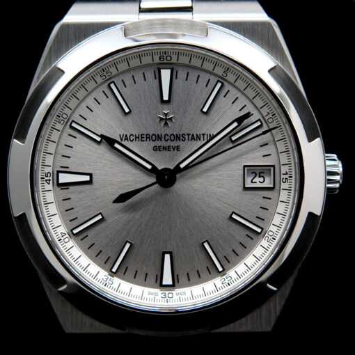 Vacheron Constantin 4500V Overseas Automatic with Silver Dial - Image 3
