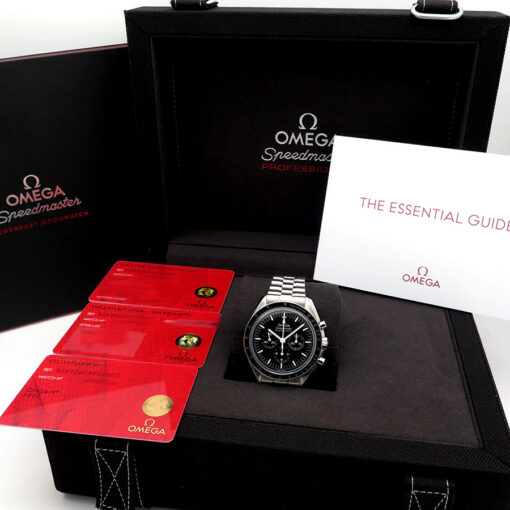 Alternative view of Omega Speedmaster Professional Moonwatch “Sapphire Sandwich” with 3861 Movement