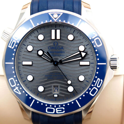 Omega Seamaster Diver 300m with Grey Dial on Strap - Image 4